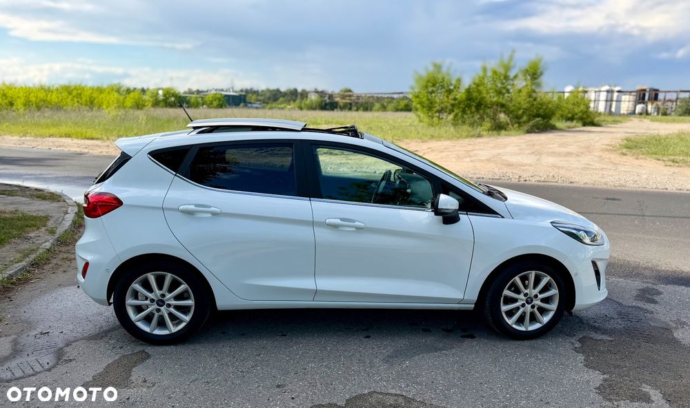 Ford Fiesta 1.5 TDCi S&S TITANIUM - 8