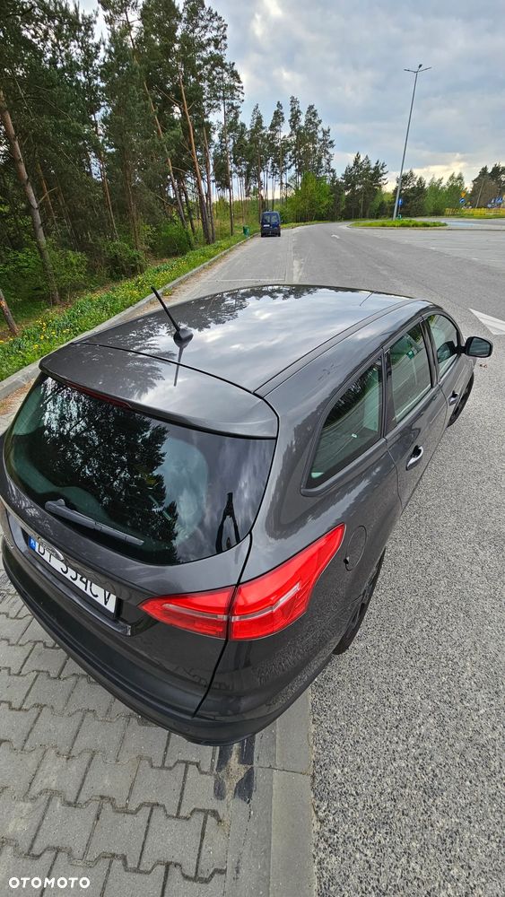 Ford Focus 1.5 TDCi Trend - 6