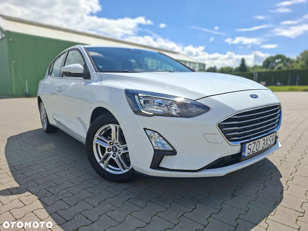 Ford Focus - 32