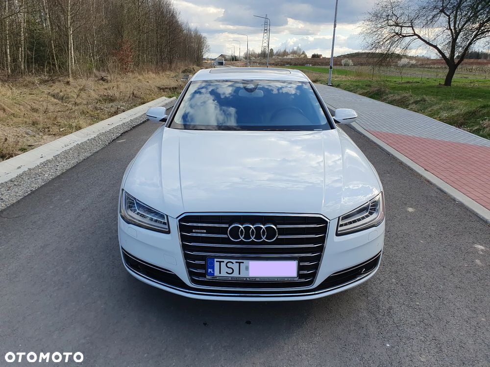 Audi A8 4.2 TDI DPF (clean diesel) quattro tiptronic - 2