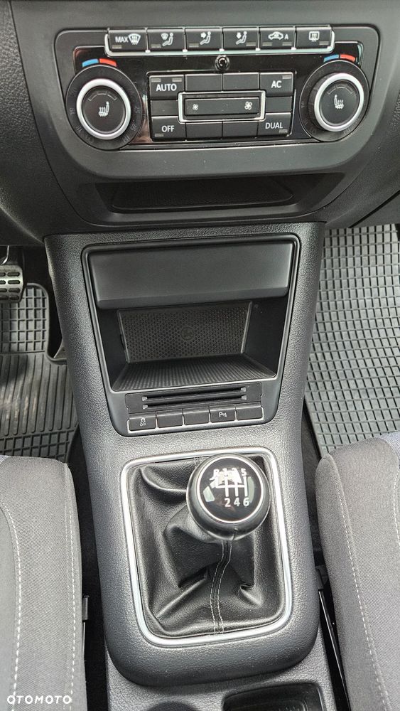 Volkswagen Golf Plus 1.4 TSI Style - 23