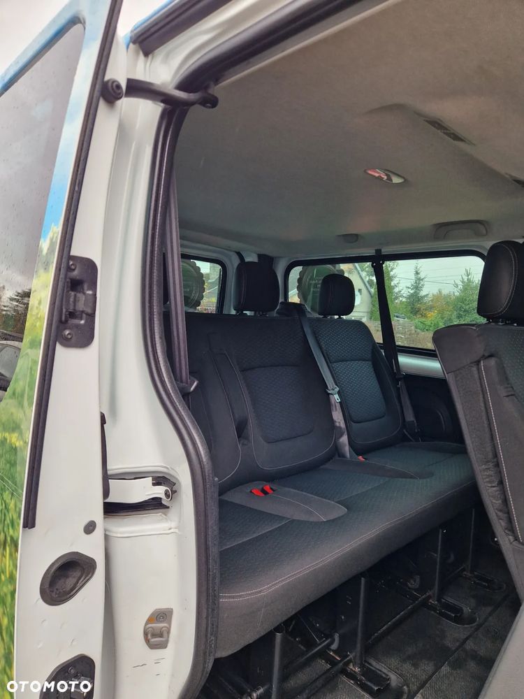 Opel Vivaro - 13
