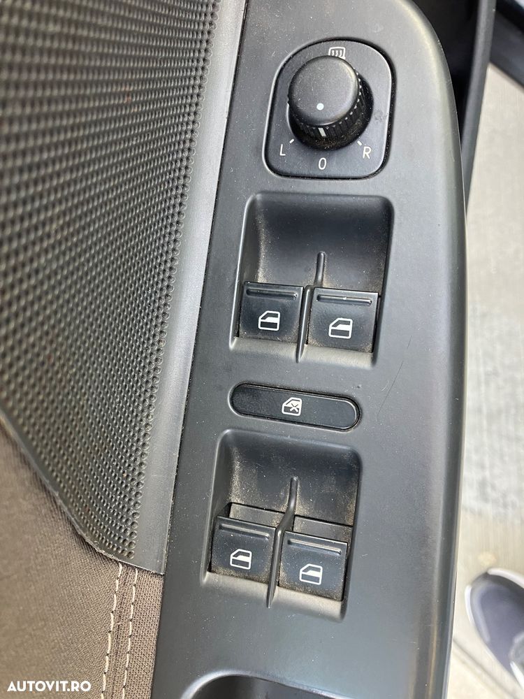 Volkswagen Jetta 1.9 TDI Comfortline DSG - 15