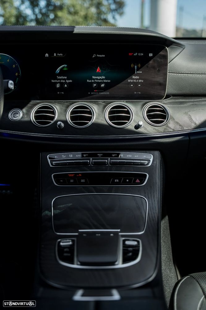 Mercedes-Benz E 300 de 4Matic 9G-TRONIC AMG Line - 21