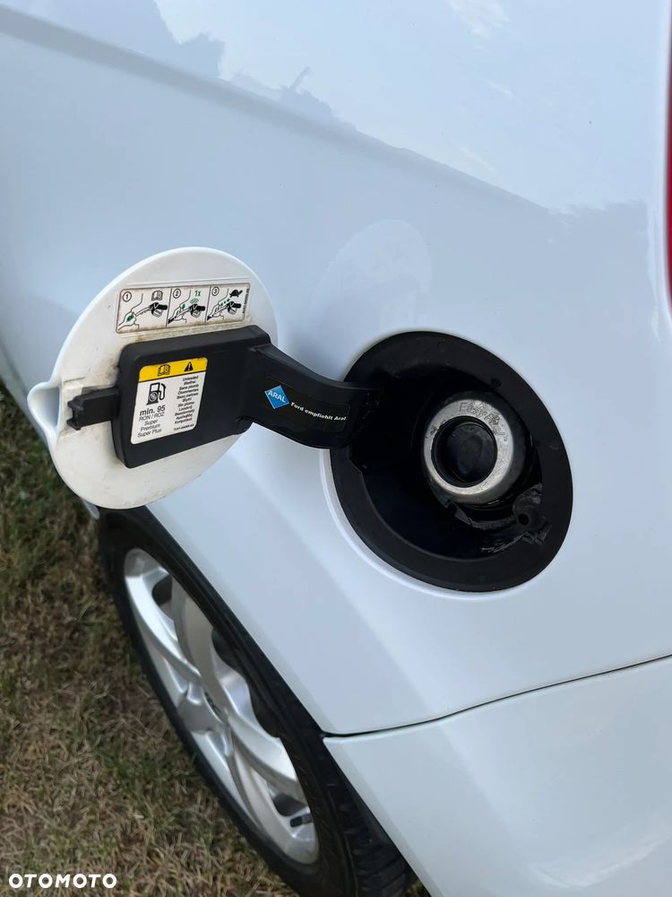 Ford Fiesta 1.25 Trend Edition - 18