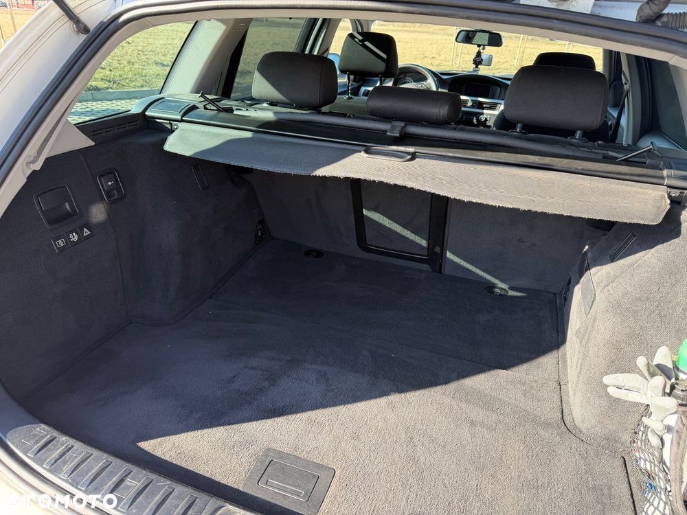 BMW Seria 3 320d - 19