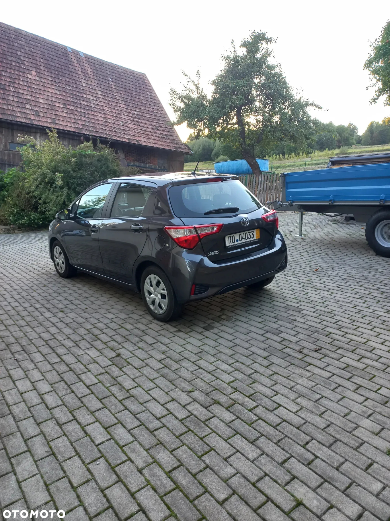 Toyota Yaris 1.0 VVT-i Team Deutschland - 5