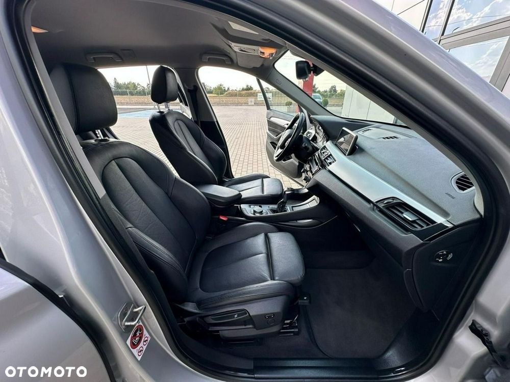 BMW X1 xDrive25i Advantage - 14