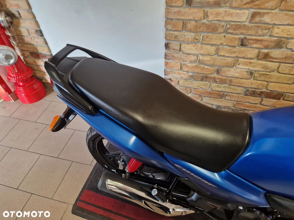 Honda CBF - 34