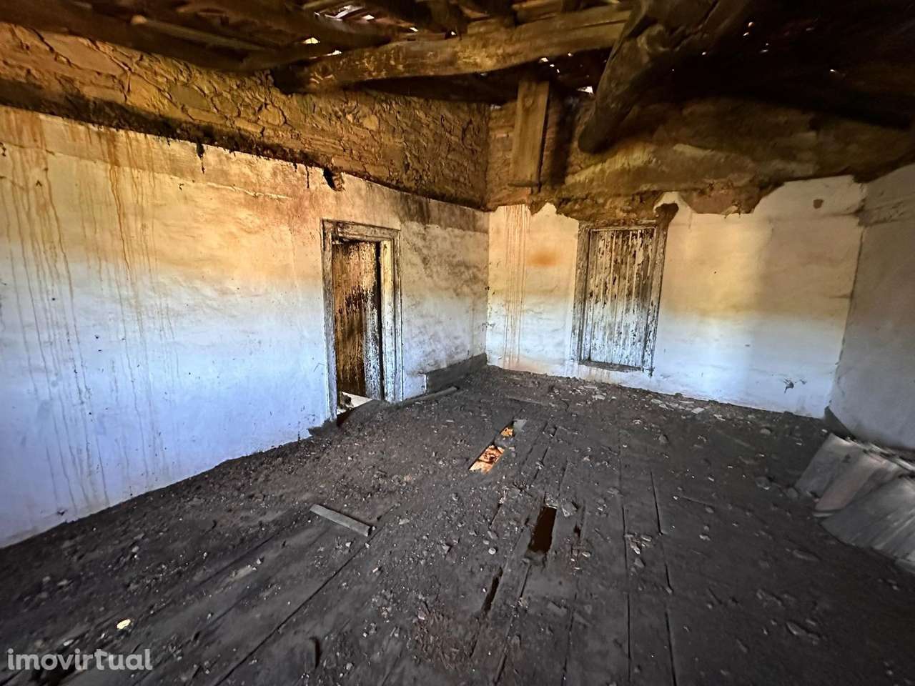 Casa de Aldeia para reabilitação em Oleiros - Castelo Branco - Grande imagem: 2/17