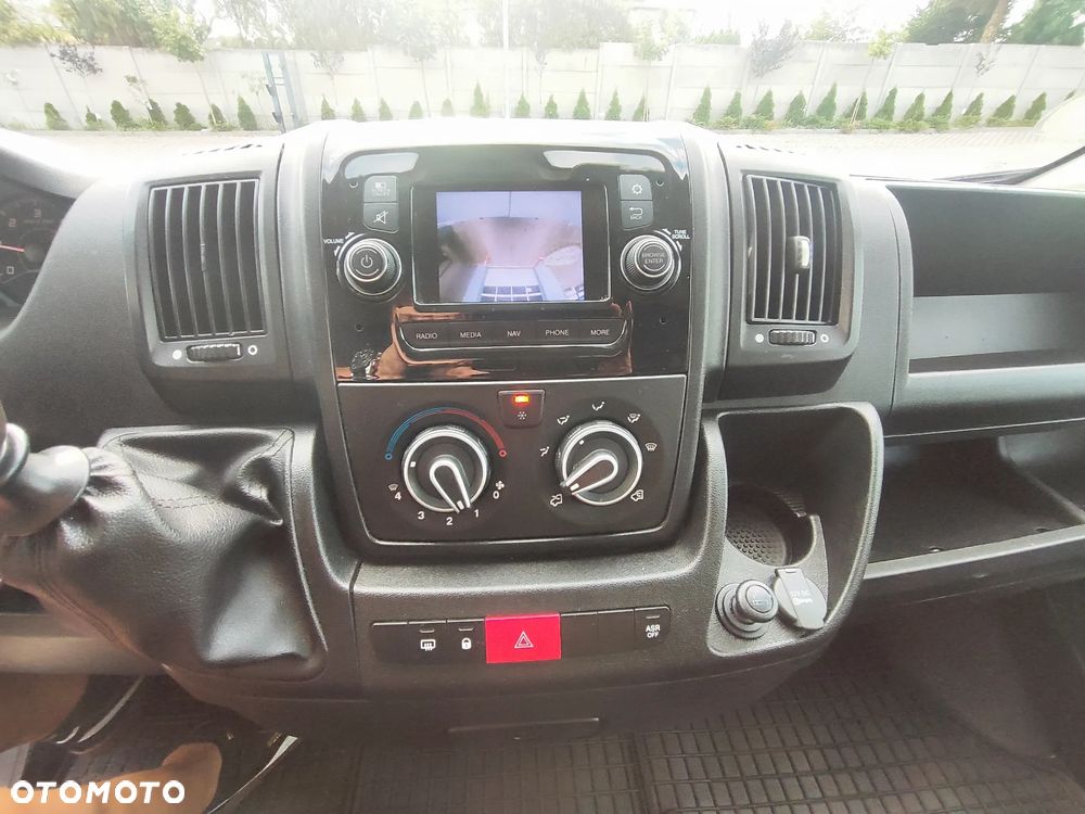 Peugeot Boxer - 12