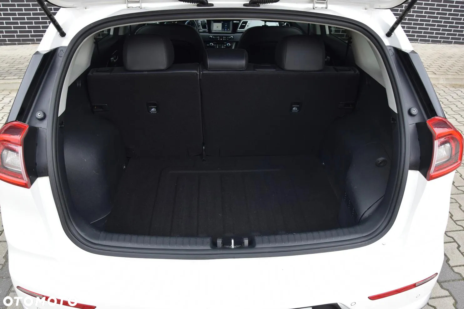 Kia Niro 1.6 GDI Hybrid XL - 16