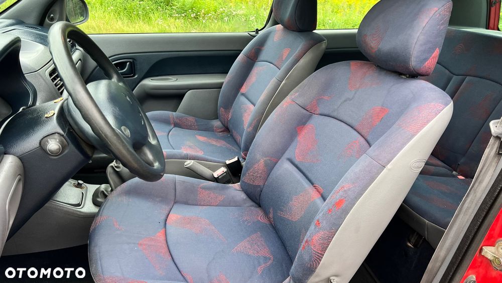 Renault Clio 1.2 RN - 12