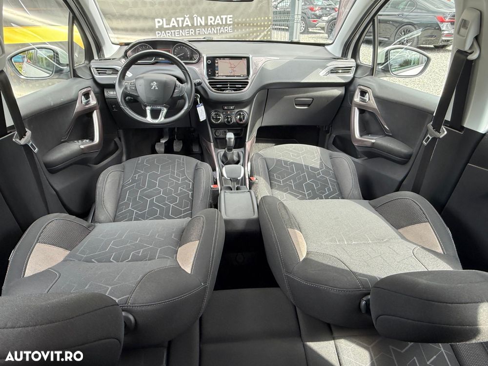 Peugeot 2008 ver-1-2-l-puretech-stt-active - 6