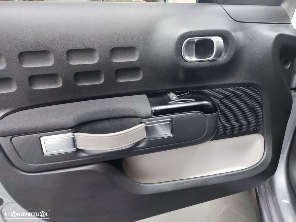 Citroën C3 1.2 PureTech C-Series - 8