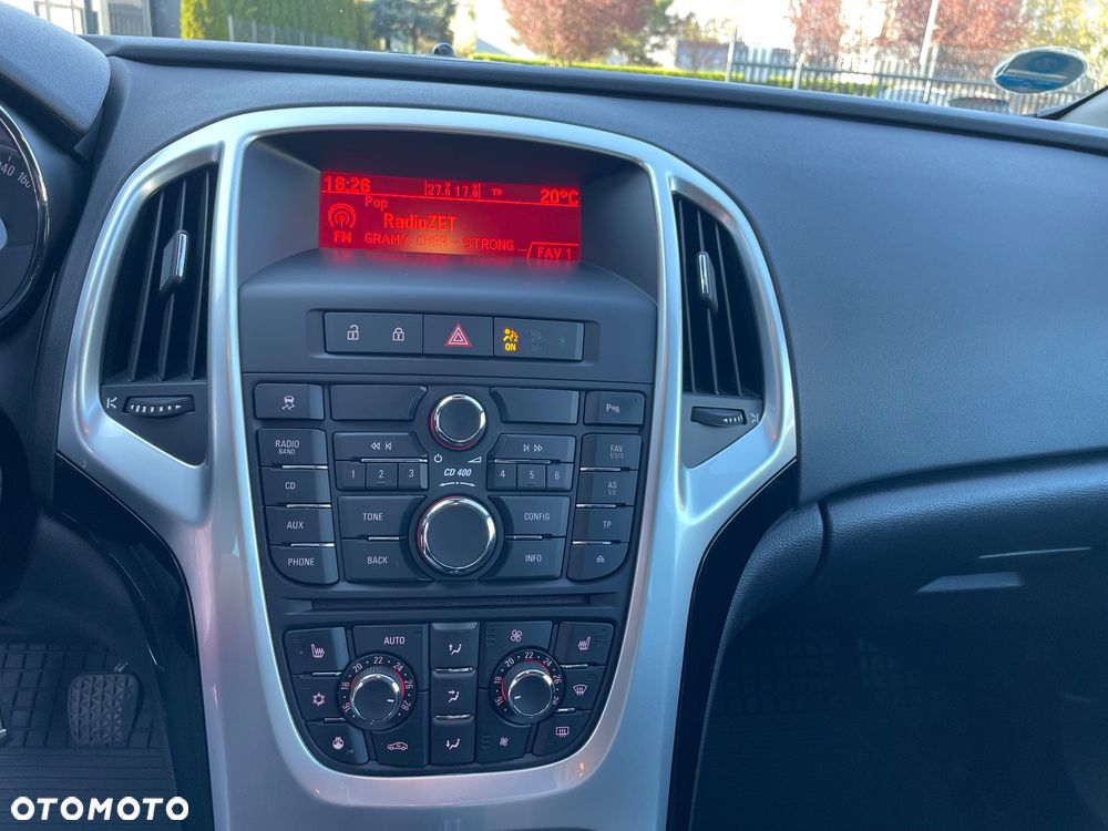 Opel Astra 1.4 Turbo Cosmo - 13