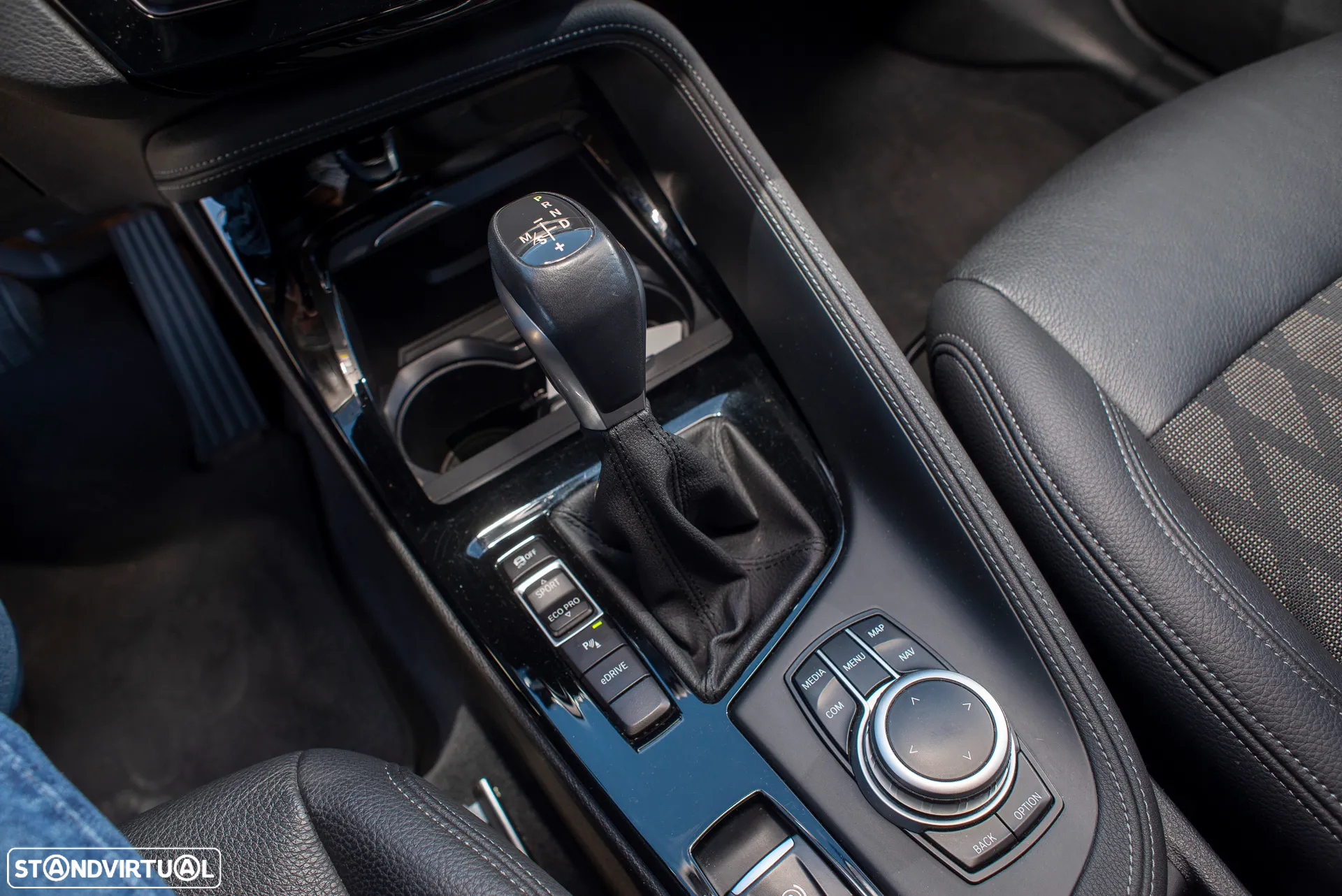BMW X1 25 e xDrive xLine - 19