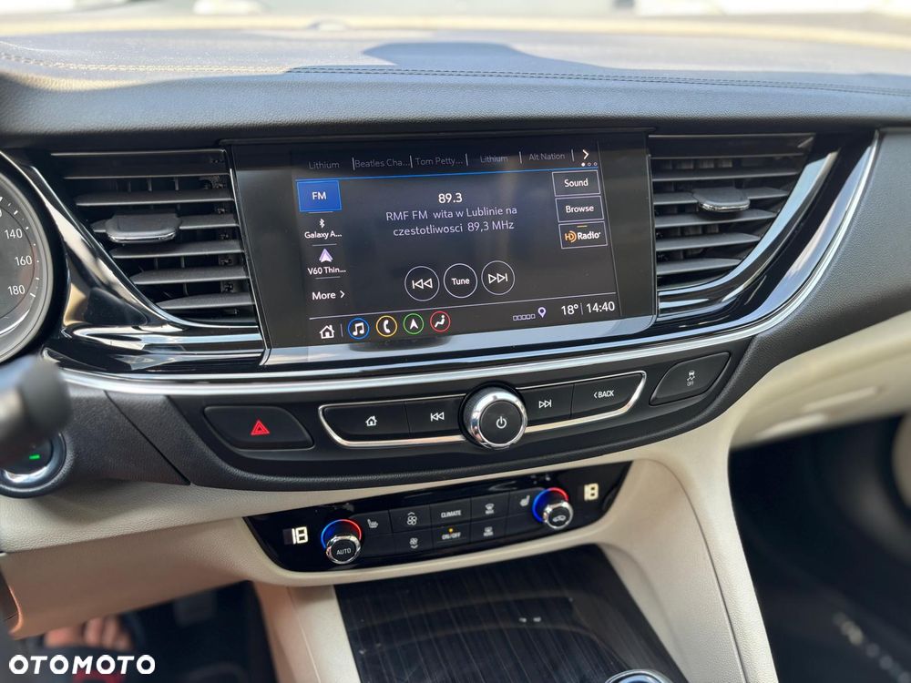Opel Insignia - 19