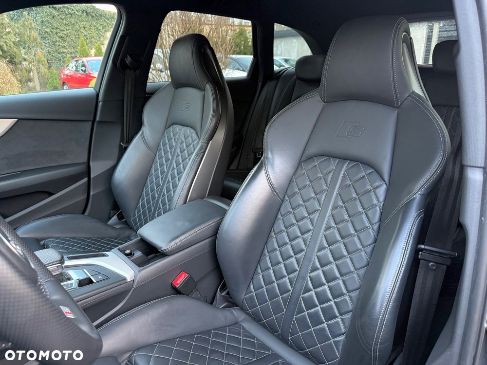 Audi A4 Avant 40 TDI Quattro S Line S tronic - 8