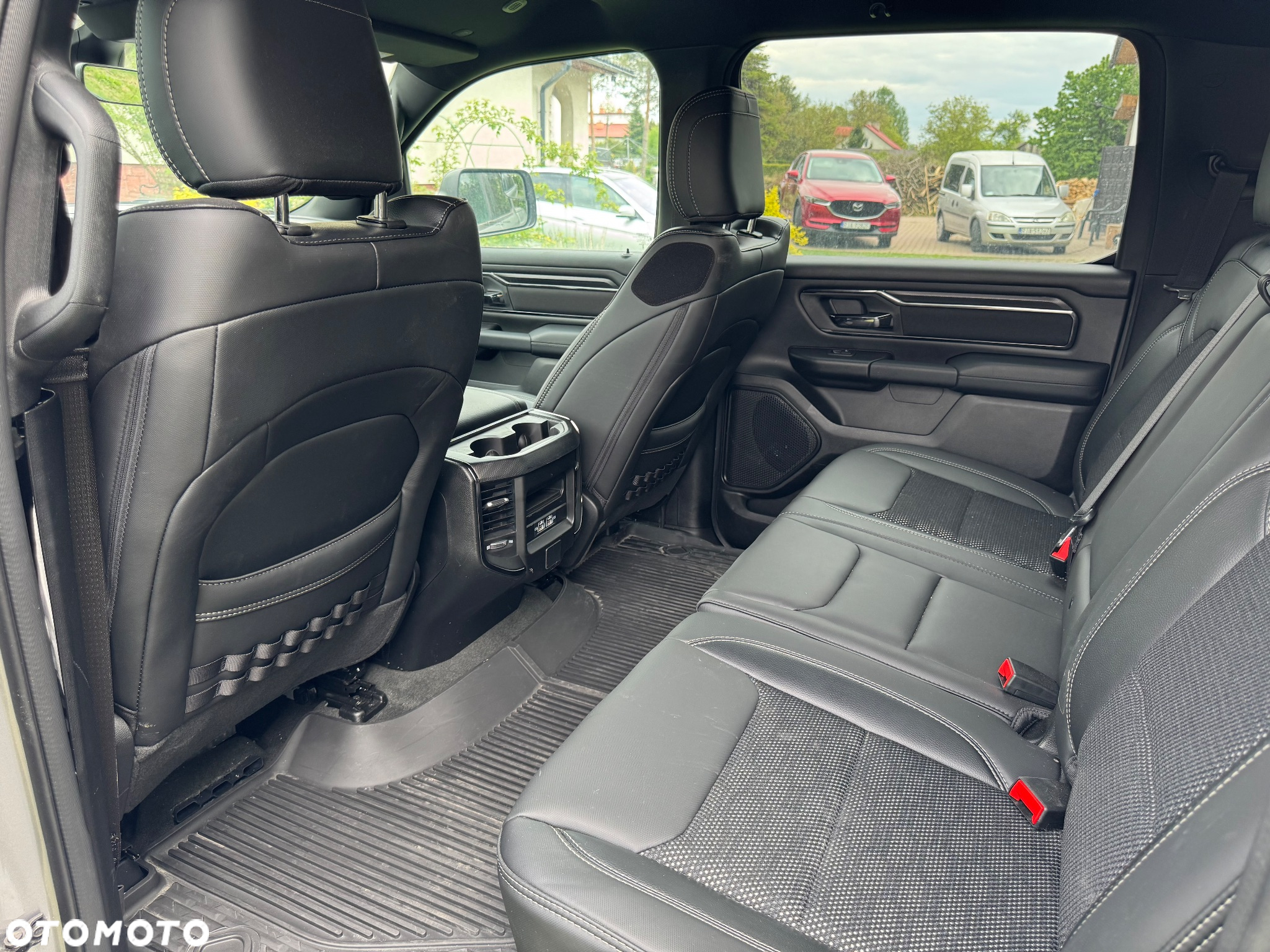 Dodge RAM 1500 5.7 4x4 - 6