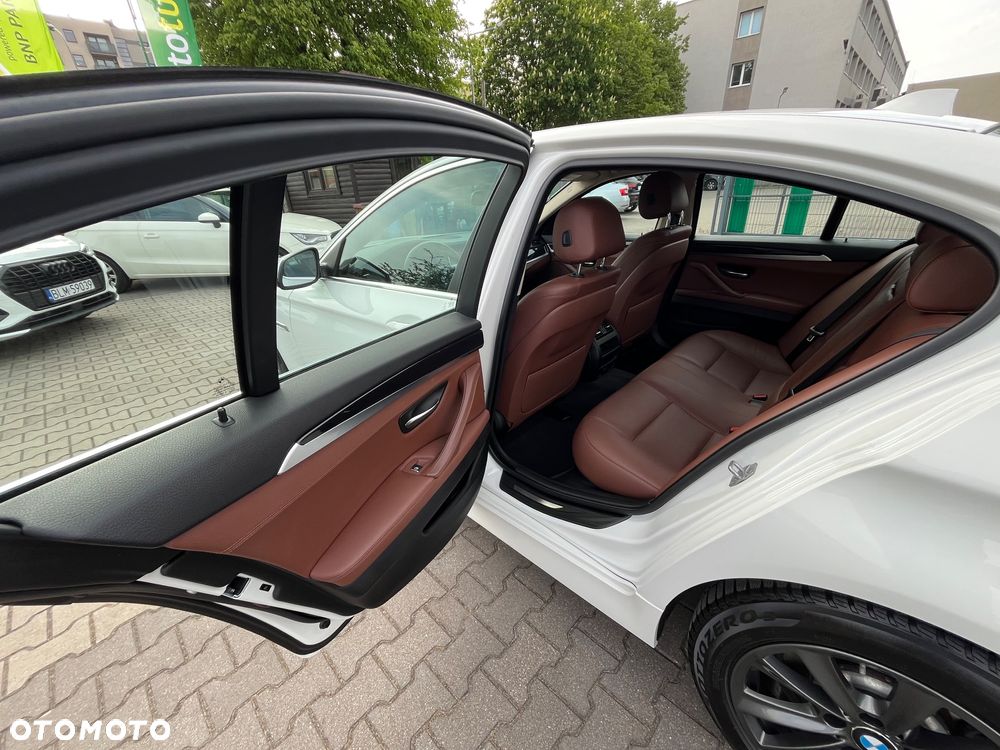 BMW Seria 5 520d - 19