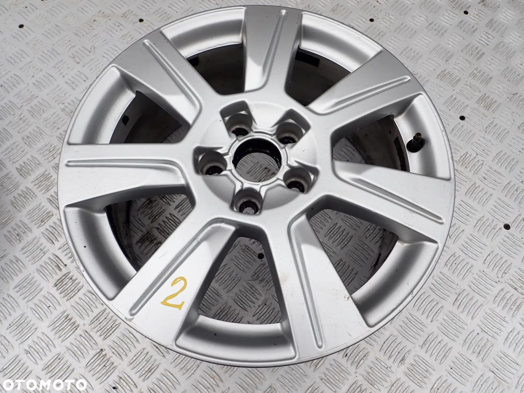 FELGA ALUMINIOWA AUDI 4F0601025CG - 2