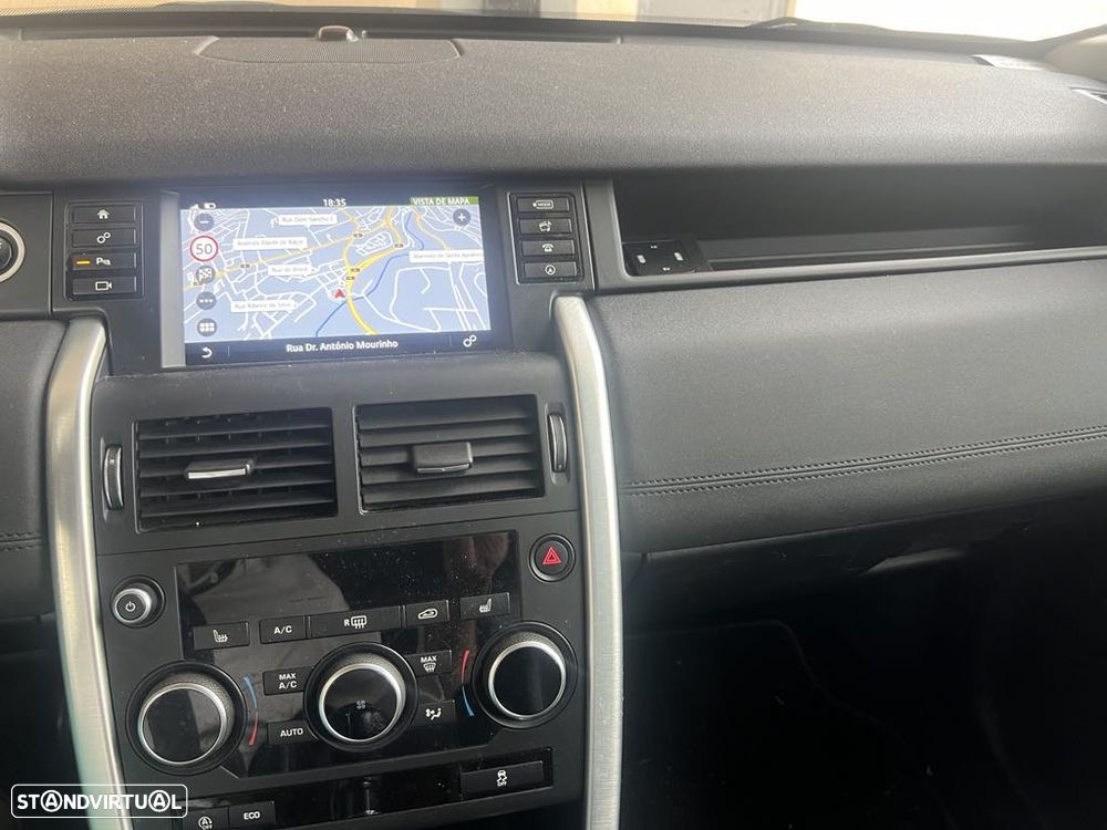 Land Rover Discovery Sport - 15