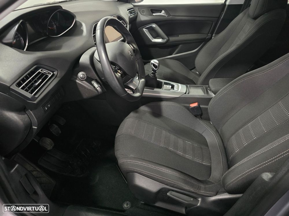 Peugeot 308 1.6 BlueHDi Allure - 17