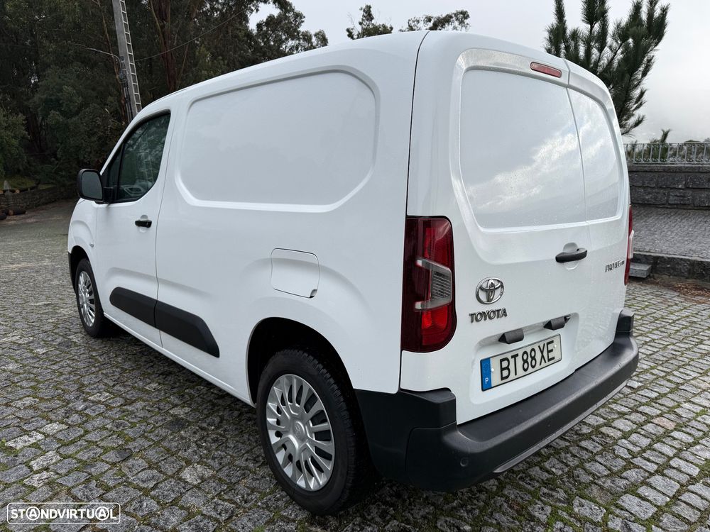 Toyota Proace City / 1.5D 100CV D4D - 8