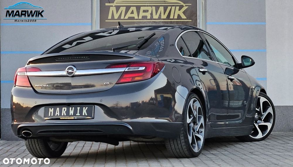 Opel Insignia - 19