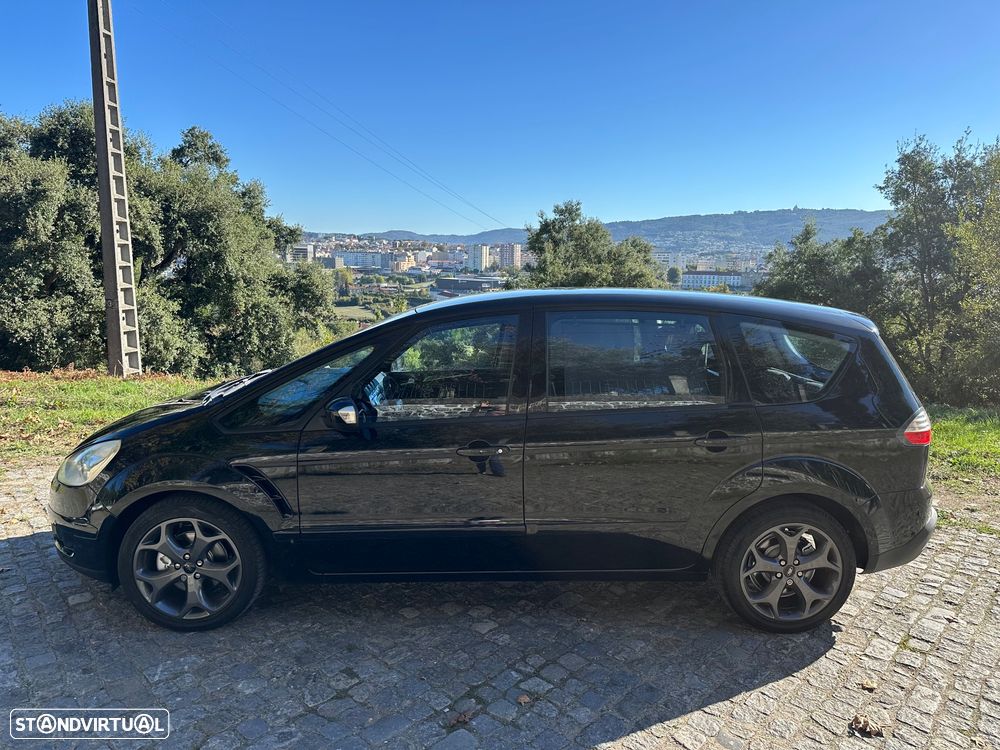 Ford S-Max 2.0 TDCi Titanium 7L - 12