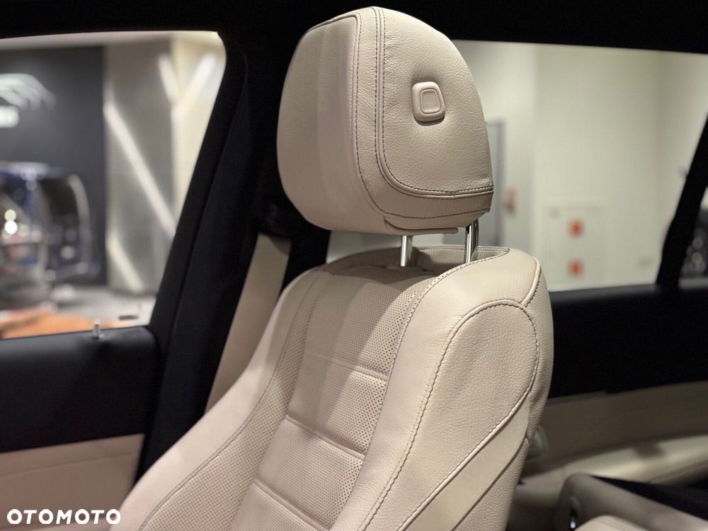 Mercedes-Benz GLS - 13