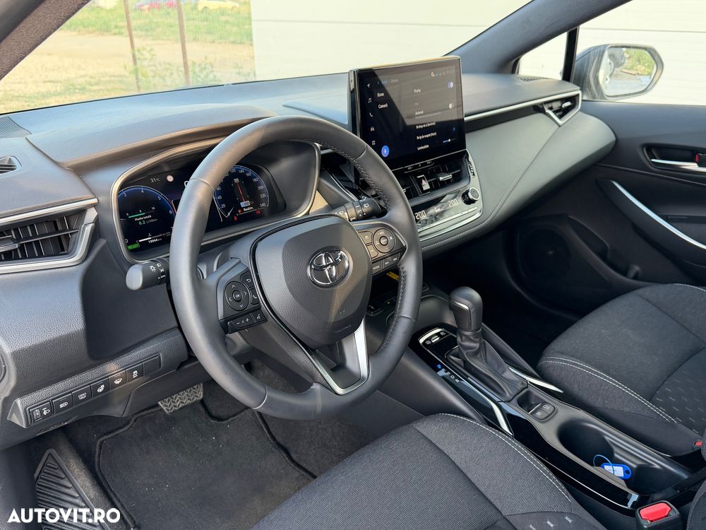 Toyota Corolla - 10