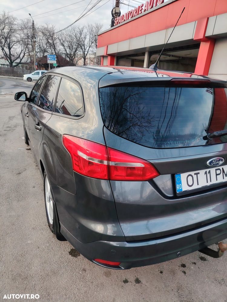 Ford Focus 1.6 TDCI DPF Titanium - 7