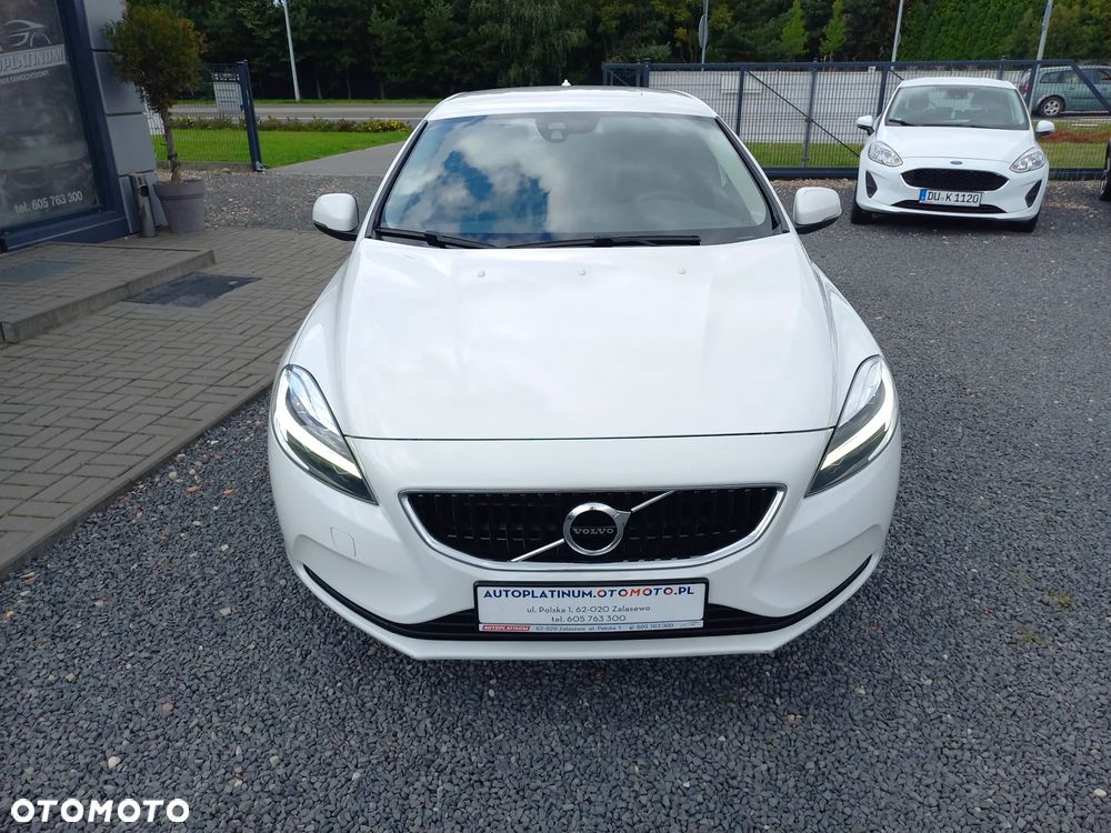 Volvo V40 D2 Momentum - 11