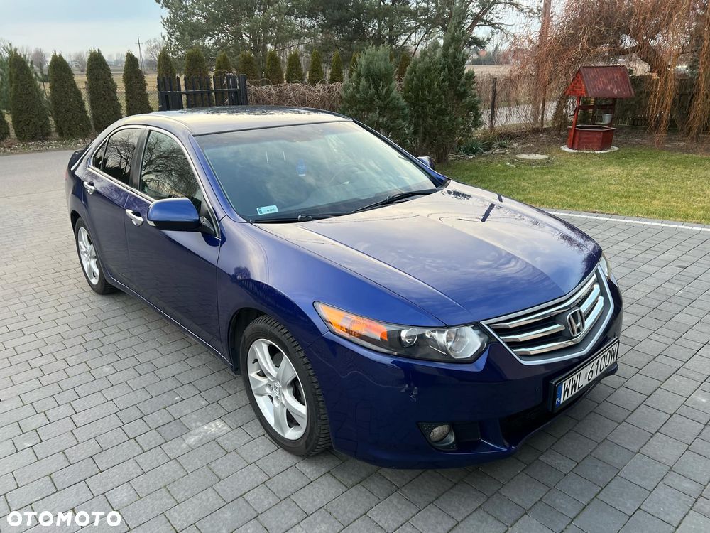 Honda Accord 2.0 Executive - 11