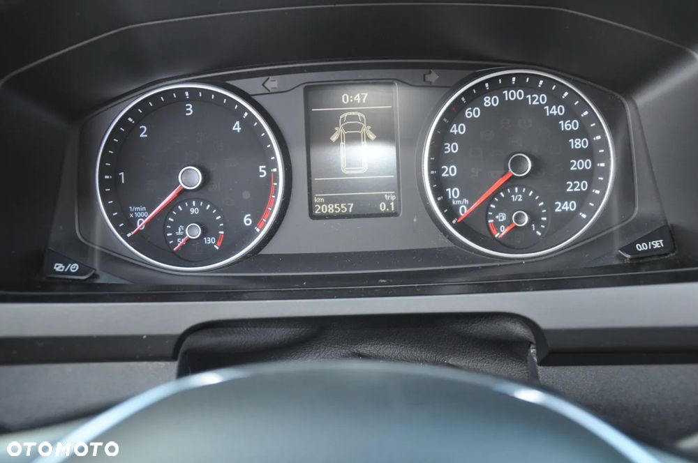 Volkswagen Transporter - 22