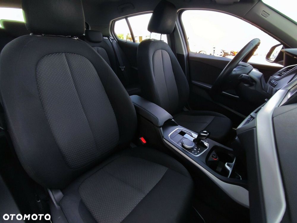 BMW Seria 1 118i Advantage - 11