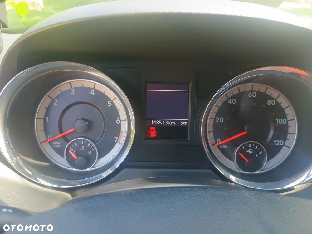 Dodge Grand Caravan - 15