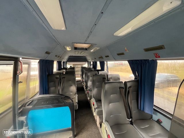 Toyota MINIBUS 4.0  OTIMO 2K COM RAMPA CADEIRA RODAS - 11