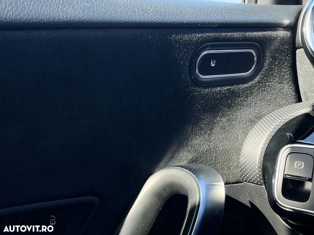 Mercedes-Benz A 200 7G-DCT AMG Line - 20