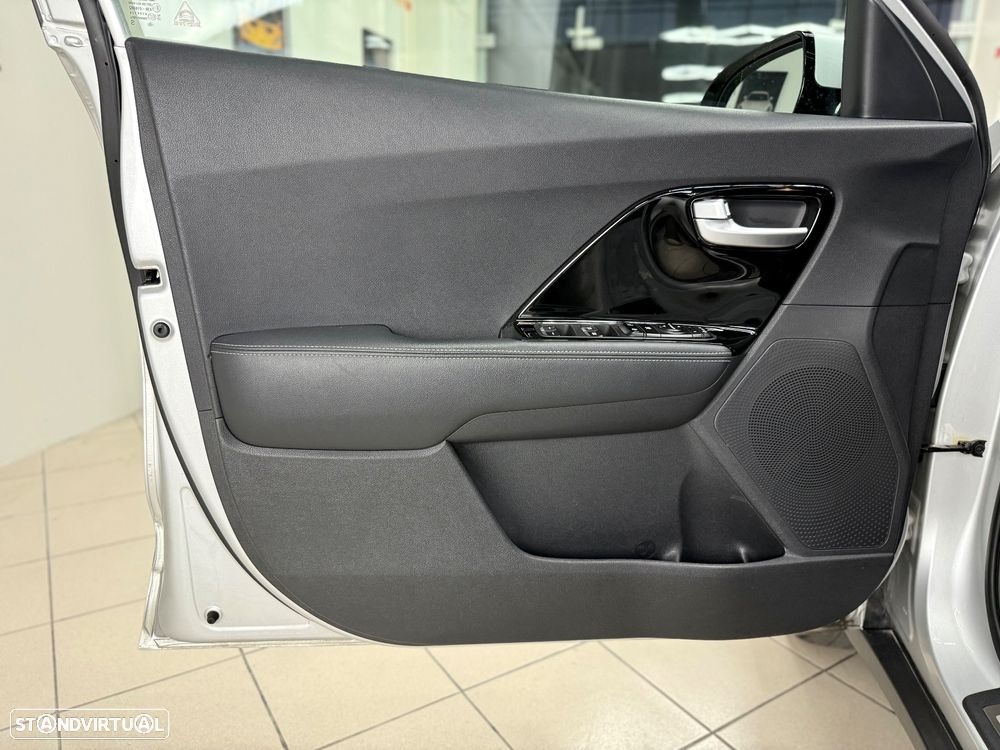 Kia Niro 1.6 GDi HEV TX - 13