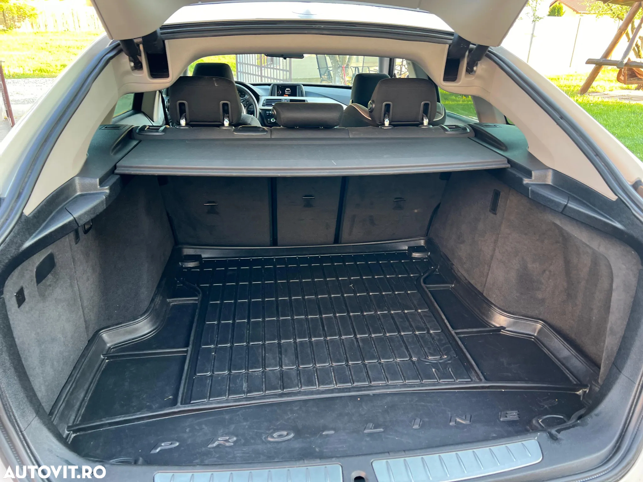 BMW Seria 3 320d GT Aut. - 25