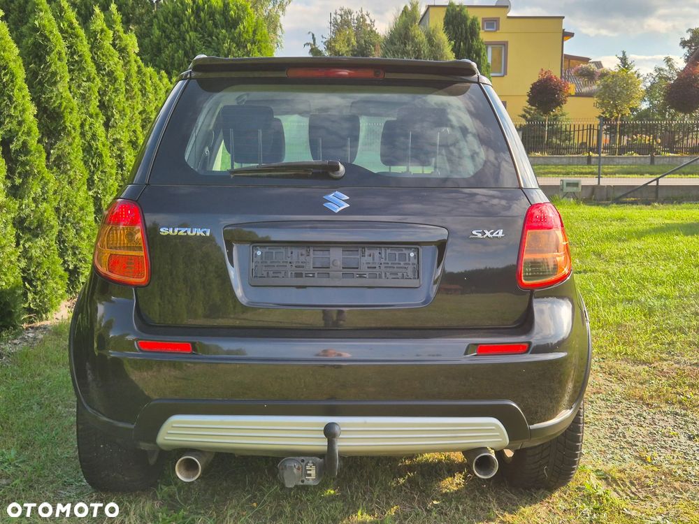 Suzuki SX4 - 4