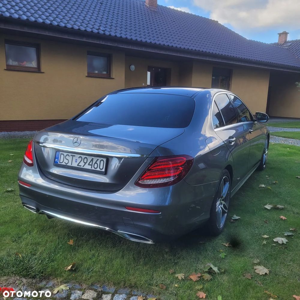 Mercedes-Benz Klasa E 200 d 9G-TRONIC - 3