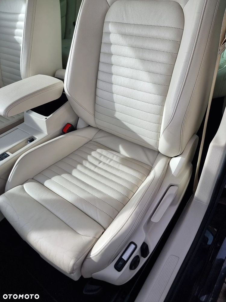 Volkswagen Passat 2.0 TDI SCR (BlueMotion Technology) DSG Comfortline - 13