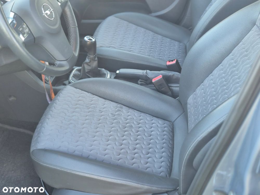 Opel Corsa 1.4 16V Enjoy - 19