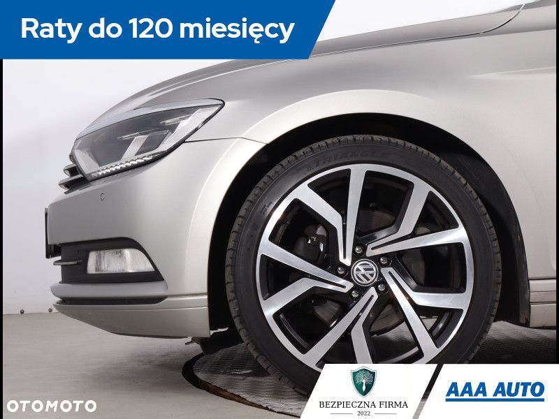 Volkswagen Passat - 15