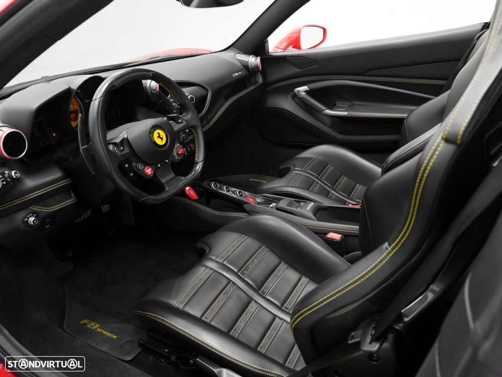 Ferrari F8 Tributo Spider - 19