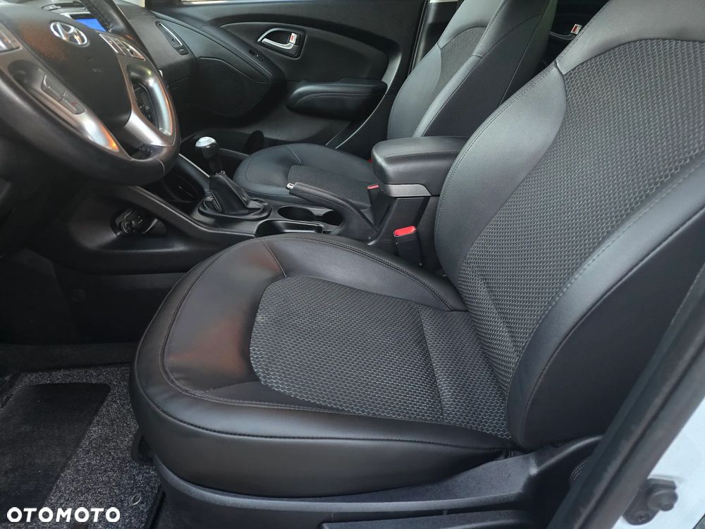 Hyundai ix35 2.0 2WD Style - 23